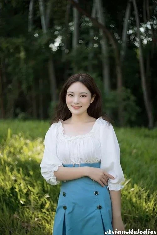 Yixin Profile image 2