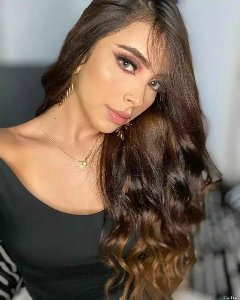 Isabel Profile image 1