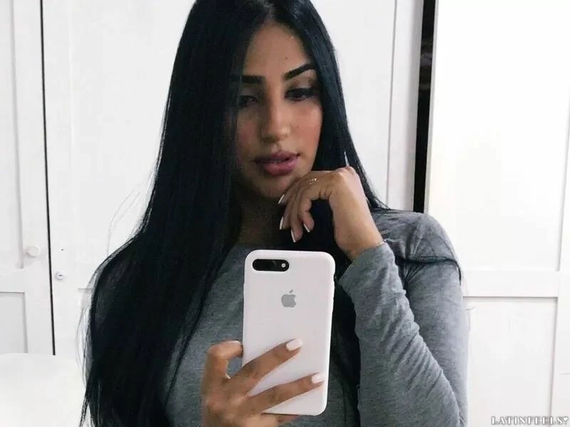 Monica Profile image 4