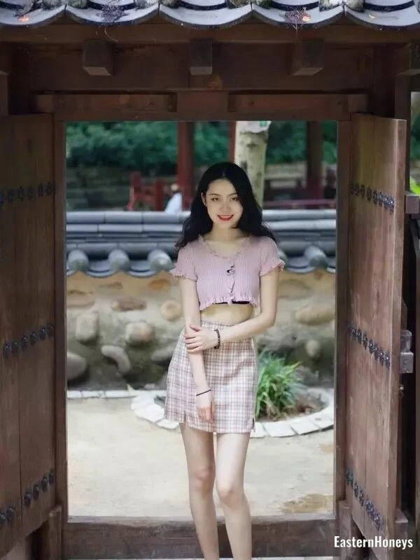 Qingqing Profile image 2