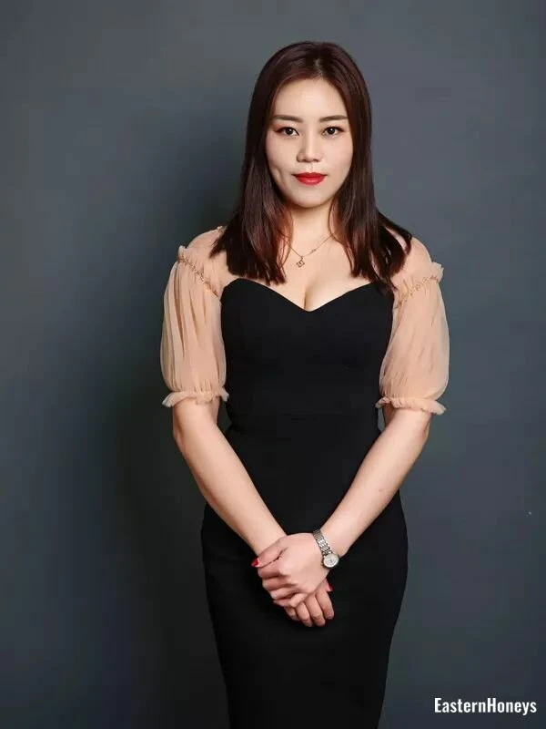Lin Profile image 3