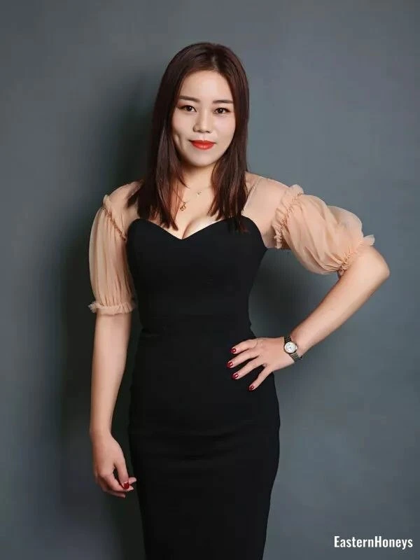 Lin Profile image 1