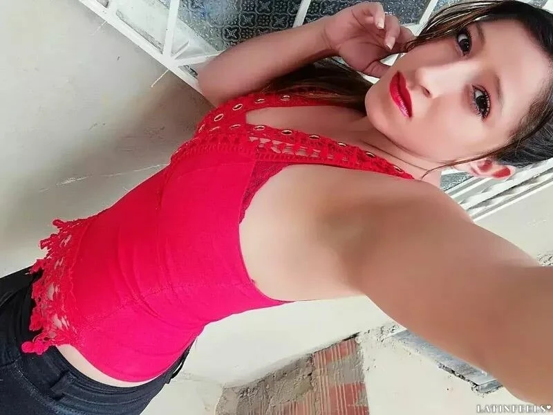 Cecilia Profile image 1