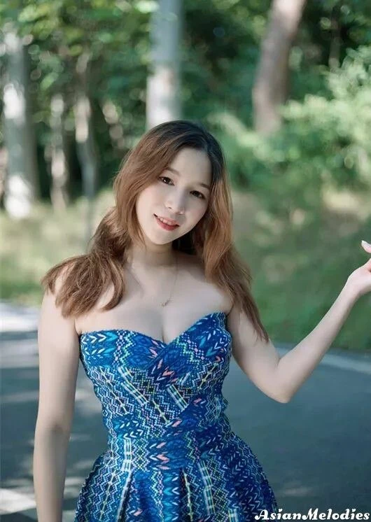Yirong Profile image 2