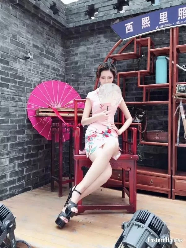 Yi Zuo Profile image 4