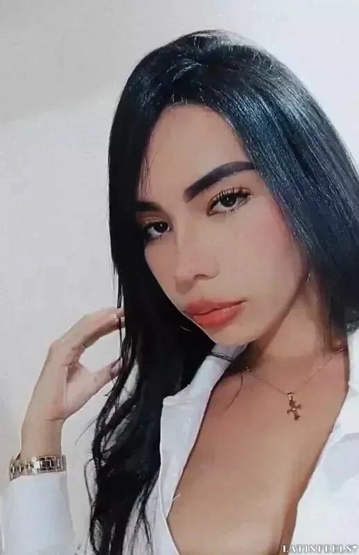 Laura Profile image 4