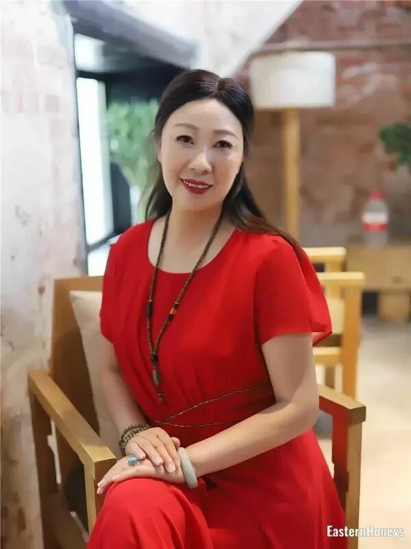 Shiqi Profile image 1